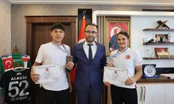 IĞDIR’DA SPORUN YILDIZLARI PARLIYOR: JUDOCULARIMIZDAN TÜRKİYE DERECESİ VE AVRUPA VİZESİ!