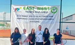 TENİSTE ÇİFTE ZAFER: IĞDIR BÖLGE ŞAMPİYONU OLDU!