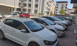 IĞDIR’DA ARAÇ SAYISI 40 BİNE DAYANDI, SOKAKLAR KİLİTLENDİ!