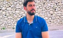 Bir genç evinde ölü bulundu