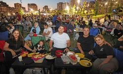 Yaz akşamları açık hava sinemasıyla renklendi