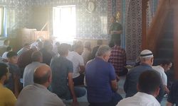 Yeşilay'dan cami cemaatine bağımlılıkla mücadele bilgilendirmesi