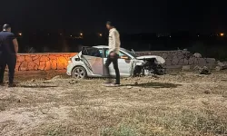 Iğdır’da Yeni Yolda Korkutan Kaza: 4 Gencin Bulunduğu Araç Hurdaya Döndü