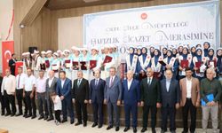 Erzurum'da 54 hafız icazet belgesini aldı