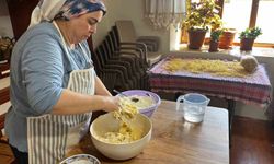 Kadınlar kışlık gıda hazırlıklarına başladı