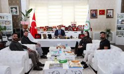 Beyazay Derneği Iğdır Şubesinden Rektör Prof. Dr. Gürel’e Ziyaret