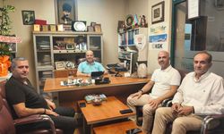 AK Parti Merkez İlçeden Tebrik Ziyareti