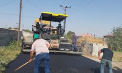 ARALIK’TA KÖY YOLLARINDA ASFALT HAMLESİ: HACI AĞA VE RAMAZANKENT ARASINDA ÇALIŞMALAR BAŞLADI