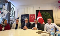 Anahtar Parti Genel Başkan Yardımcısı Özcan Güngör Iğdır'da Basın Toplantısı Gerçekleştirdi