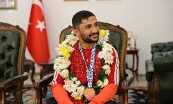 Iğdır Valisi Taşolar, bronz madalyalı milli judocu Salih Yıldız'ı ağırladı