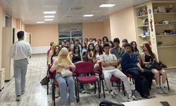 Menteşe'de gençler tiyatro eğitimleriyle sahneye hazırlanıyor