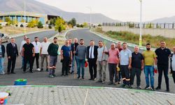 Iğdır Üniversitesi Bordürleri Yeşil Beyaza Boyadı