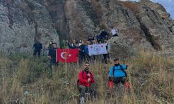 Yeşilay ve İDAK’tan Filistin İçin Anlamlı Yürüyüş