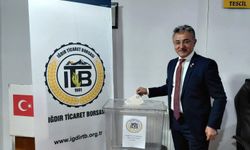 IĞDIR TİCARET BORSASI’NDA SERHAT KUMTEPE GÜVEN TAZELEDİ