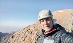 Cilo Dağı'nın zirvesine vefa tırmanışı: Dağcılar, Fikret Yaşar'ı andı