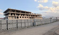 IĞDIR’DA YÜRÜYÜŞ YOLU VE MİLLET BAHÇESİ ÇEVRESİNDE YENİ YAPILAŞMA