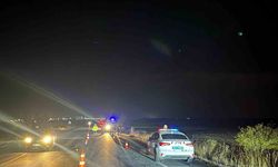 Motosiklet kamyonla çarpıştı: 17 yaşındaki genç hayatını kaybetti