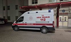 Otomobille çarpışan motosikletin yolcusu ağır yaralandı
