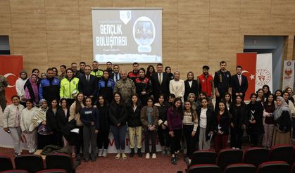 Emniyetten Gençlere Kariyer ve Güvenlik Rehberliği: Iğdır'da Verimli Buluşma