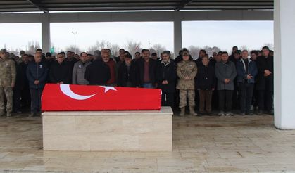 Uzman Çavuş Doğukan Türkden Gözyaşlarıyla Son Yolculuğuna Uğurlandı