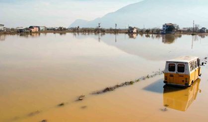 Manisa'da rekor yağışların bilançosu: 191 ihbar, 20 bin dekar su altında
