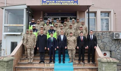 Vali Taşolar’dan Aralık İlçe Jandarma Komutanlığına Ziyaret