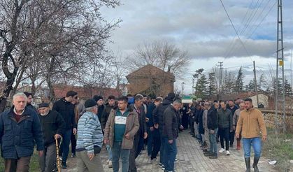 Silahlı kavgada ölen genç toprağa verildi