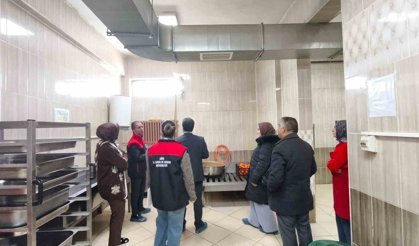 Ağrı'da öğrenci yurtları ve pansiyonlarda gıda denetimi sürüyor