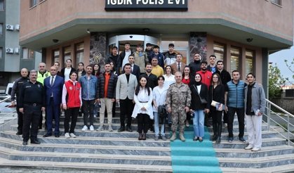 Emniyetten Gençlere Destek: Şampiyonlar Polis Evi’nde Ağırlandı
