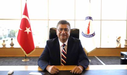 Rektör Süleyman Kızıltoprak: 'Milli ve manevi değerlerle dengelenmeyen teknoloji risk taşır'