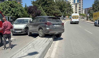 Baba ve 2 yaşındaki oğlu yaralandı