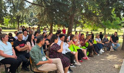 KUZEY MAKEDONYA’DA IĞDIR RÜZGÂRI: ERASMUS + YEŞİL DİLLER PROJESİNİN SON HAREKETLİLİĞİ GERÇEKLEŞTİ.