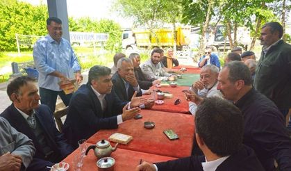 AK Parti Iğdır İl Başkanı Ayaz’dan Hane Ziyaretleri