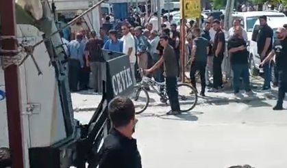 Van'da iki aile arasında taşlı sopalı kavga: 2 yaralı