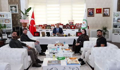 Beyazay Derneği Iğdır Şubesinden Rektör Prof. Dr. Gürel’e Ziyaret