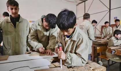 Ağrı'da fabrikaya dönüşen meslek liseleri, 71 milyonluk ciroya ulaştı