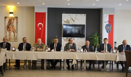 MUHTARLAR KAHVALTIDA BİR ARAYA GELDİ