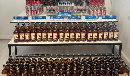 Iğdır’da 216 Şişe Kaçak İçki ve 70 Paket Sigara Ele Geçirildi