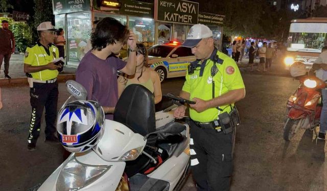 Adana"da 46 motosiklet sürücüsüne 357 bin lira ceza kesildi