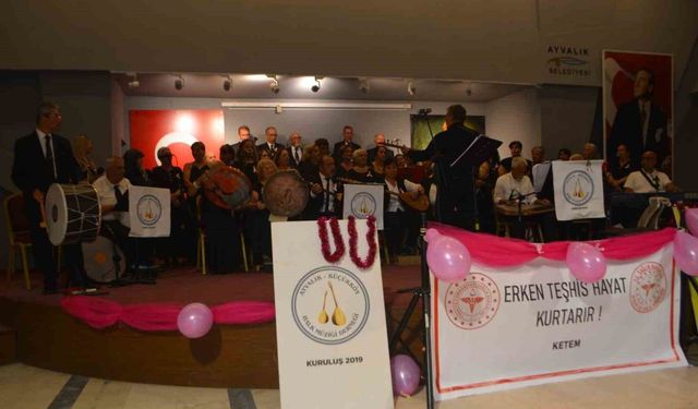 Ayvalık"ta türkülerle kanser farkındalığı