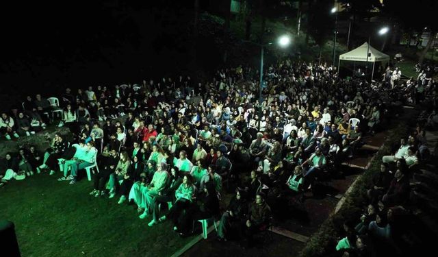 Bursa"da açık havada sinema keyfi