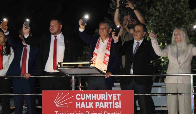 CHP Genel Başkanı Özel: "Muhalefete muhalefet devrini çok gerilerde bıraktık"