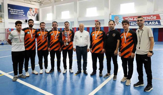 Görme engelli gençler Goalball"da Türkiye 2"ncisi oldu