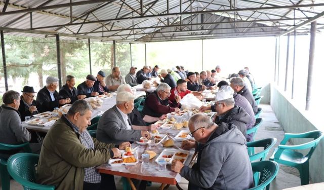Hisarcık"ın Şeyhler köyünde "güz hayrı"