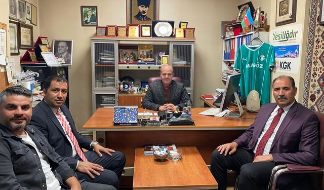 Milli Eğitim Müdürü Aziz Gün"den Gazetemize Nezaket Ziyareti
