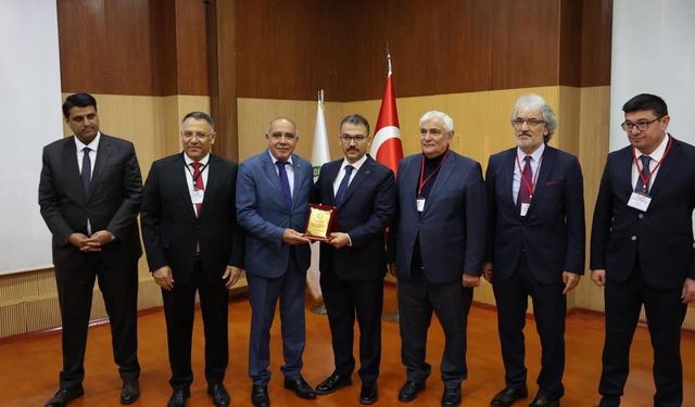 Uluslararası Dede Korkut Konferansı Iğdır’da Başladı