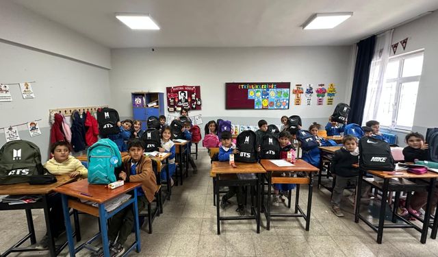 Büro Memur-Sen'den Öğrencilere "Bir Çanta Mutluluk" Projesi