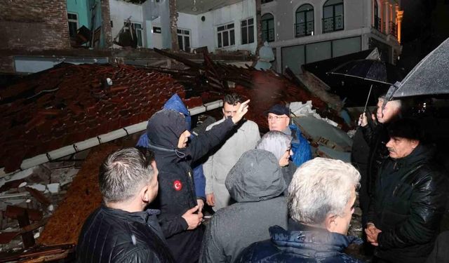 Bakan Yerlikaya: "Yıkılan 3 bina ve 1 iş yerinde incelemelerde bulunduk"