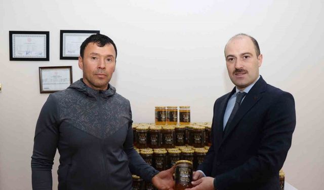 Bal üreticisinden örnek davranış