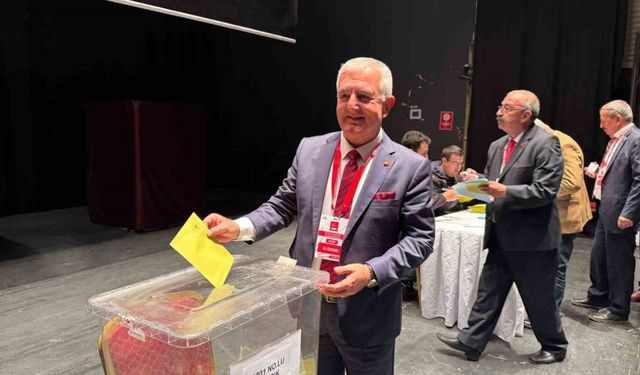 CHP’de gergin kongre